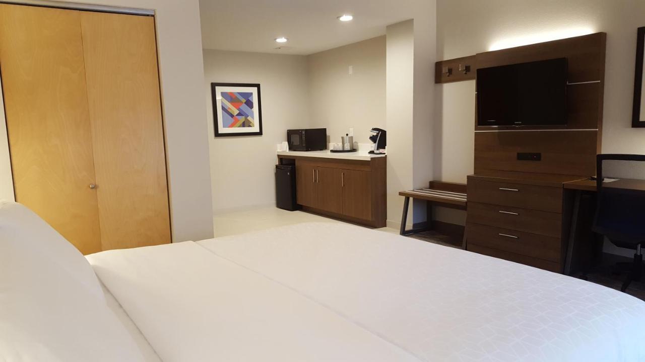 Holiday Inn Express Fremont - Milpitas Central By Ihg Exterior photo